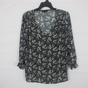 Rachael Zoe Blouse Medium V-Neck Floral Long Sleeve Ruffle Cuff Top M